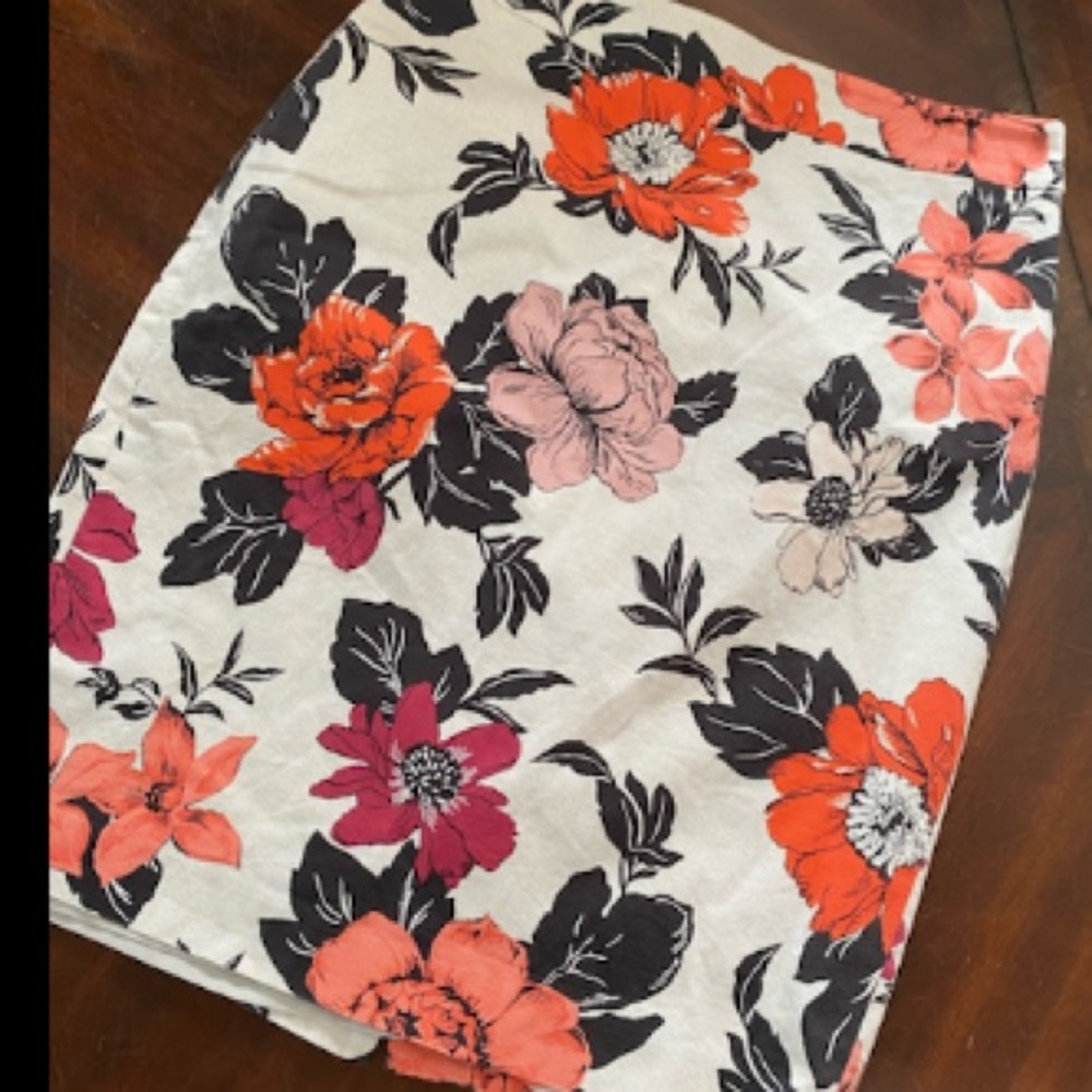 Ann Taylor White Midi Skirt with Pink, Orange & Black Floral Print